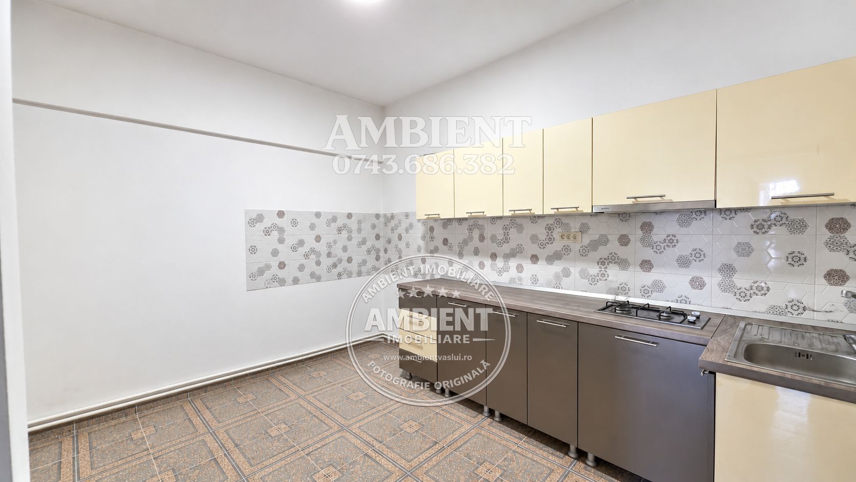 ANSAMBLU INDUSTRIAL HALĂ + CLADIRE BIROURI, 686 mp, VASLUI - ZONA INDUSTRIALĂ - Poză 6