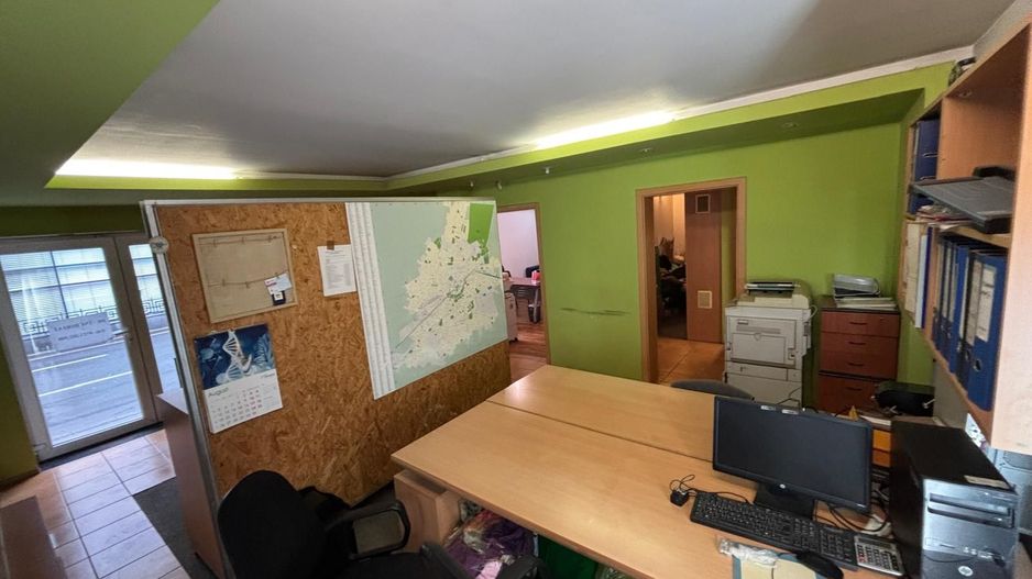 Spatiu comercial langa Medicina si Prefectura - Poză 19