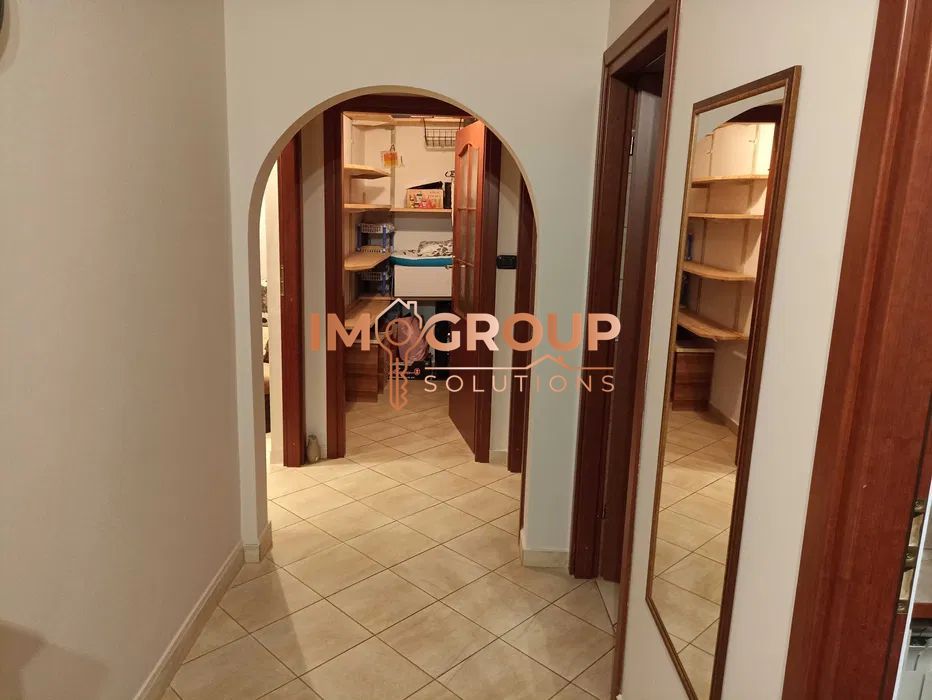 Cug - Selgros- 2 Camere Decomandat - 54Mp - Bloc 1986 - Poză 8