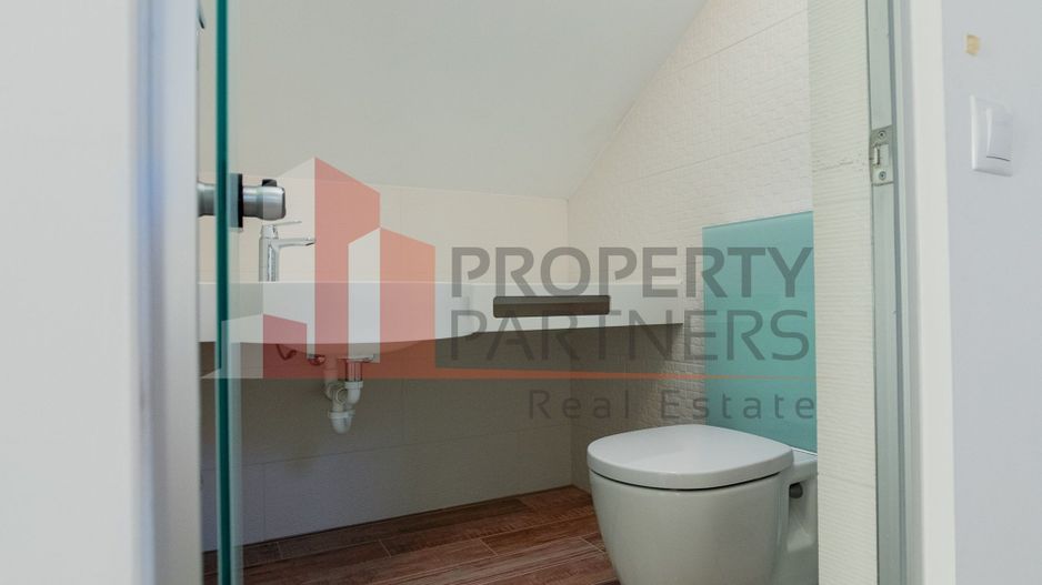 Apartament Duplex Elegant cu Terasă Panoramică – Dealul Cetății, Brașov - Poză 17