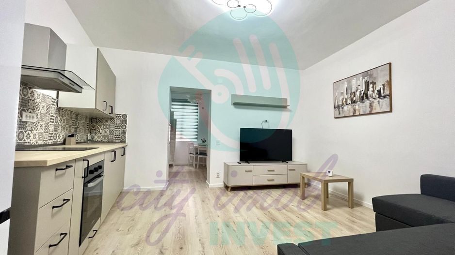 Studio renovat complet 36mp la 3 minute Metrou Muncii - Poză 3