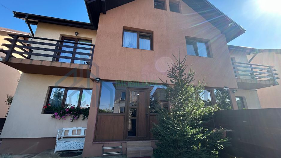 Vânzare casă duplex, 4 camere, 110 mp utili, mobilată și utilată, Iași - Poză 1