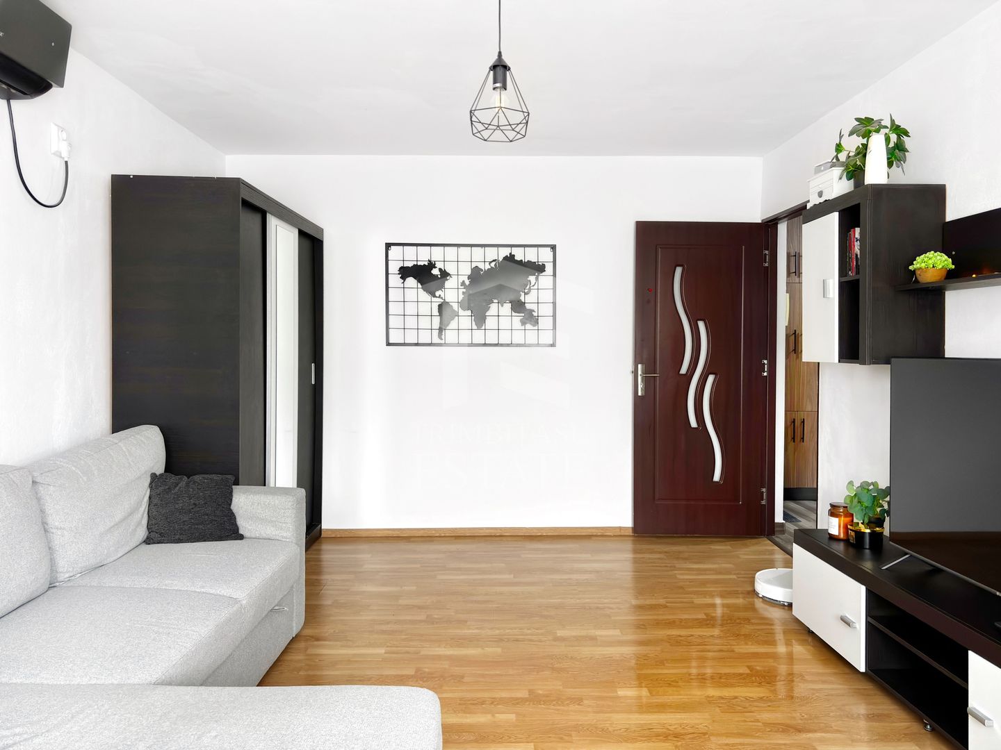 De vanzare | Decomandat 2 camere | Et 3 | Finisaje moderne | Soarelui - Poză 9