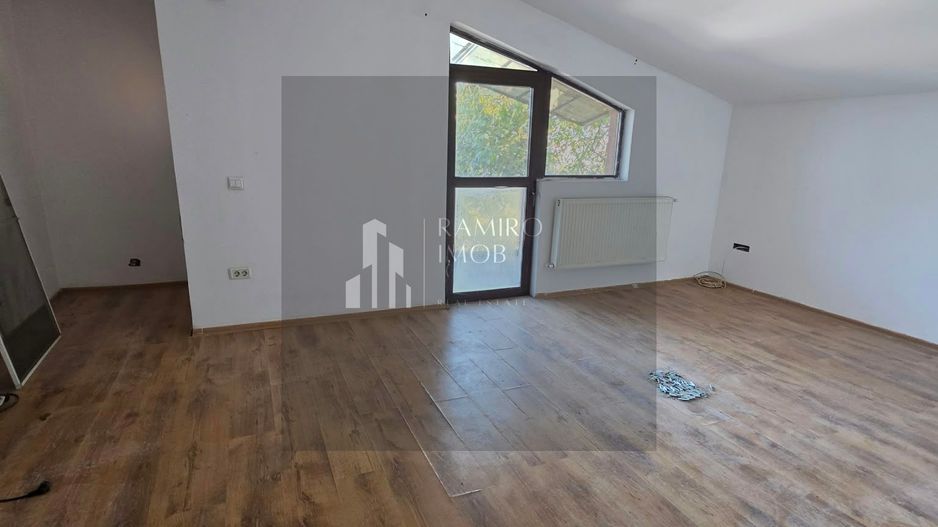 Casa individuala  Soseaua Fundeni Sector 2 Vedere Lac - Poză 6