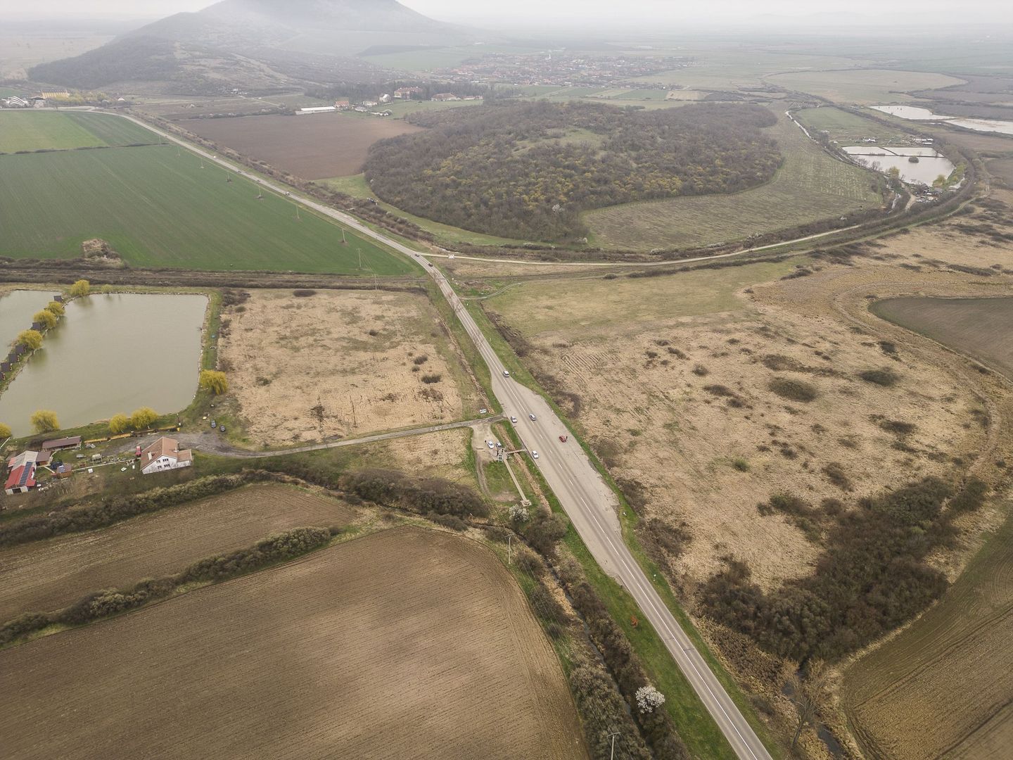 Teren extravilan in Ineu - Poză 7