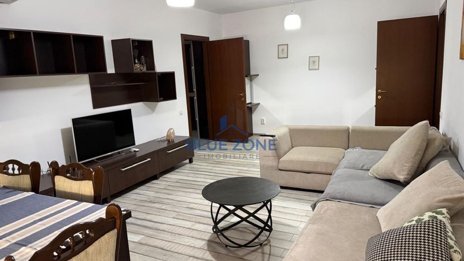 De Închiriat: Apartament 2 Camere | Complex Quadra's Place - Poză 1