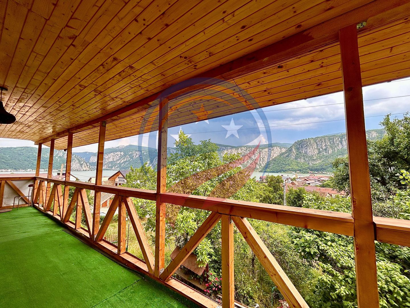 Pensiune in Dubova de vanzare - Poză 7