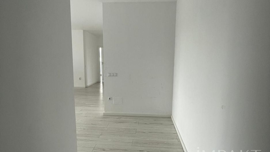 Apartament 3 camere zona Mărăști/Bulgaria cu parcare inclusă - Poză 4