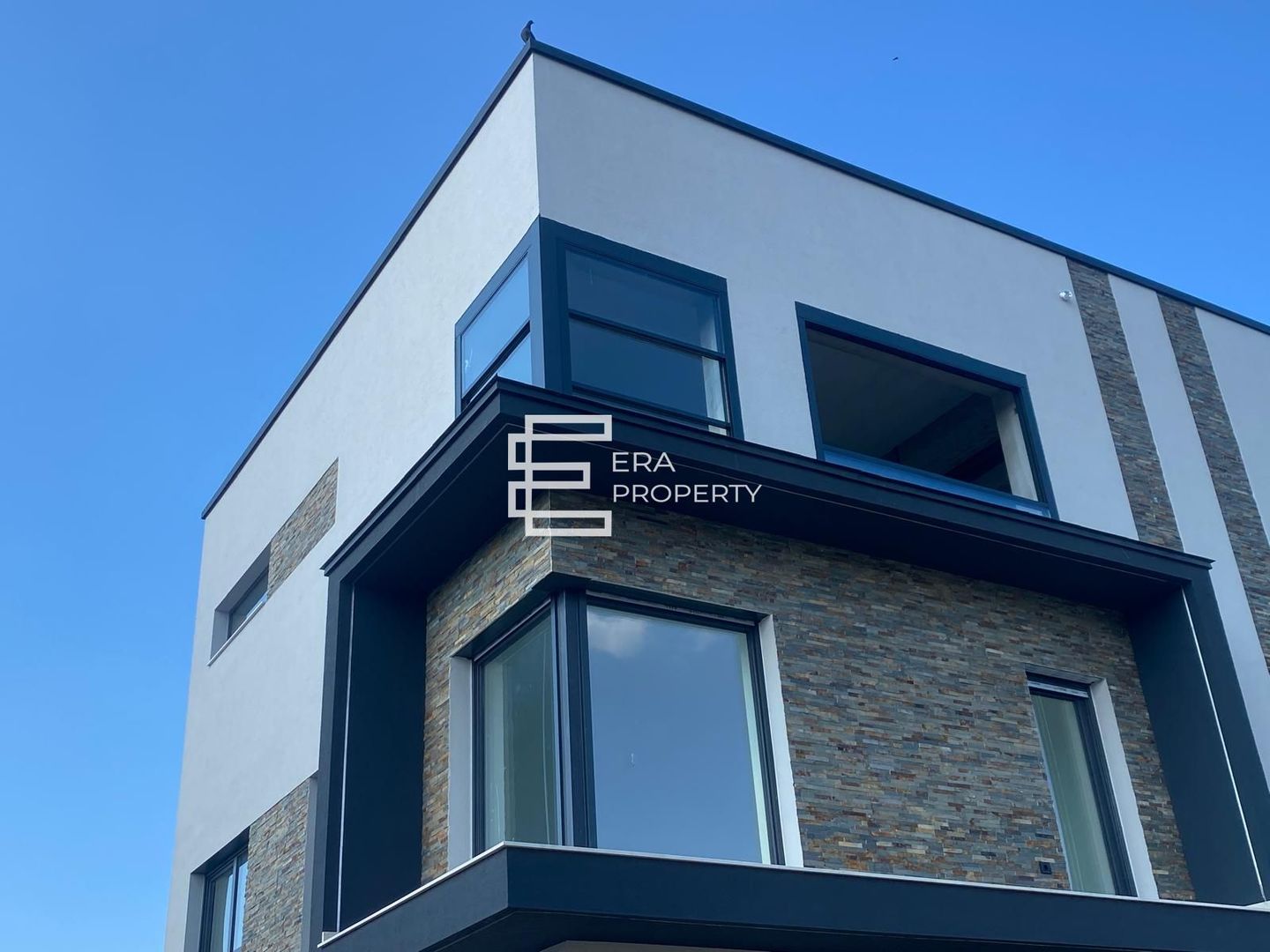 Casă modernă | 4 camere | 3 băi | Terasă 18,75 mp | Selimbar – Str. Triajului - Poză 3