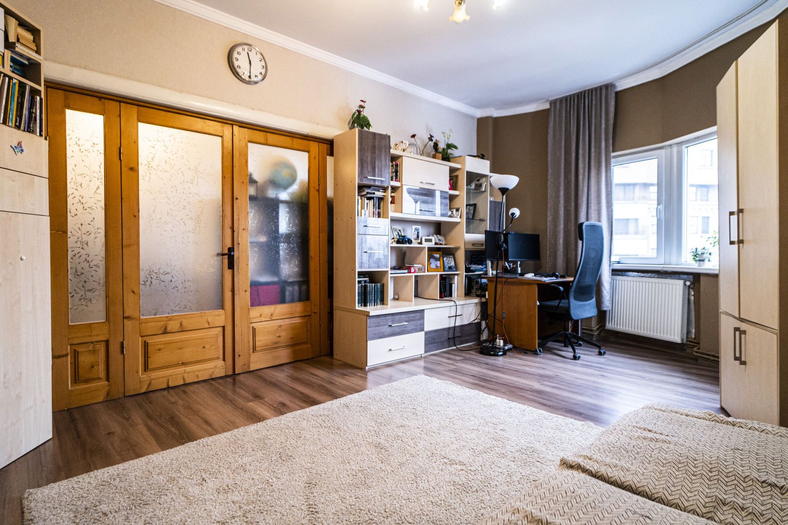 Ultracentral - Cismigiu, 4 camere, renovat, centrala proprie, 2 boxe - Poză 1