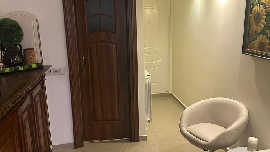 Spațiu comercial, ultracentral 125 mp – Oradea, Piața Unirii. 309 00 E - Poză 12