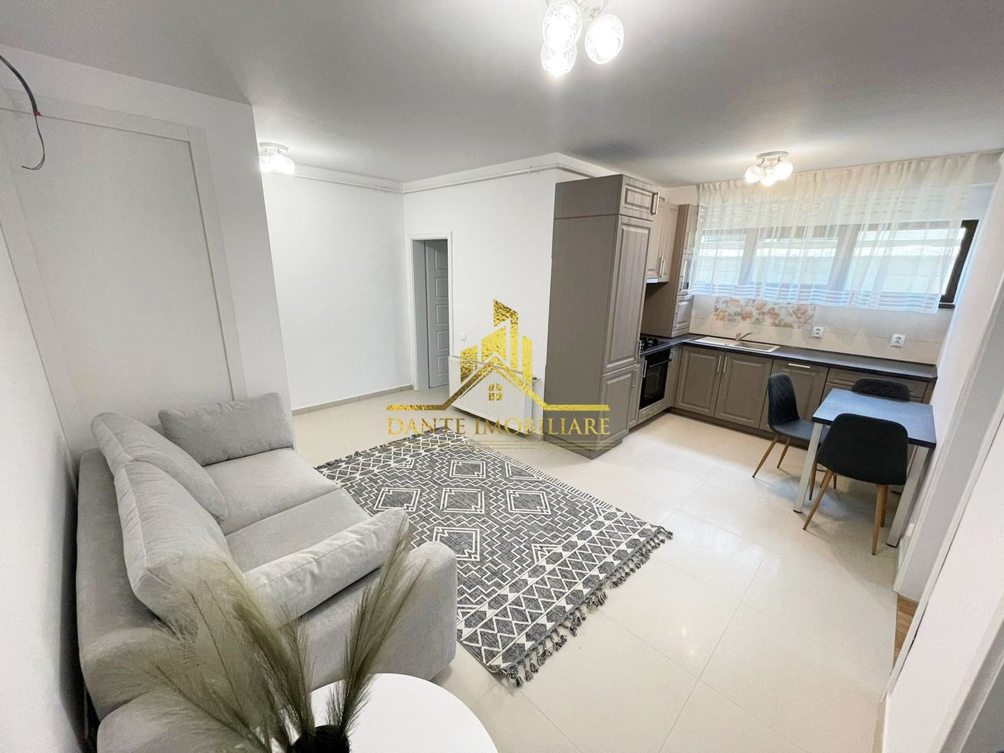 3 camere,  modern, bloc nou, parcare, Europa, Eugen Ionesco, OMV - Poză 2