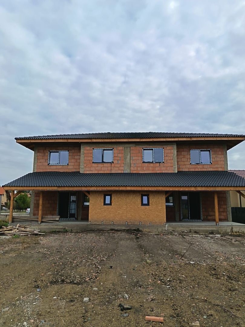Duplex de vânzare în Giarmata Vii – 2 unități individual sau împreună - Poză 24