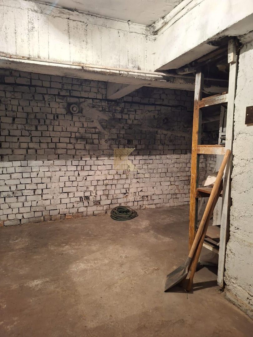 Garaj de vânzare – Bulevardul Victoriei, Brașov - Poză 2