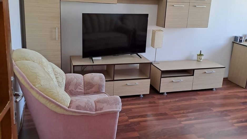 Vand apartament cu 2 camere - Poză 5