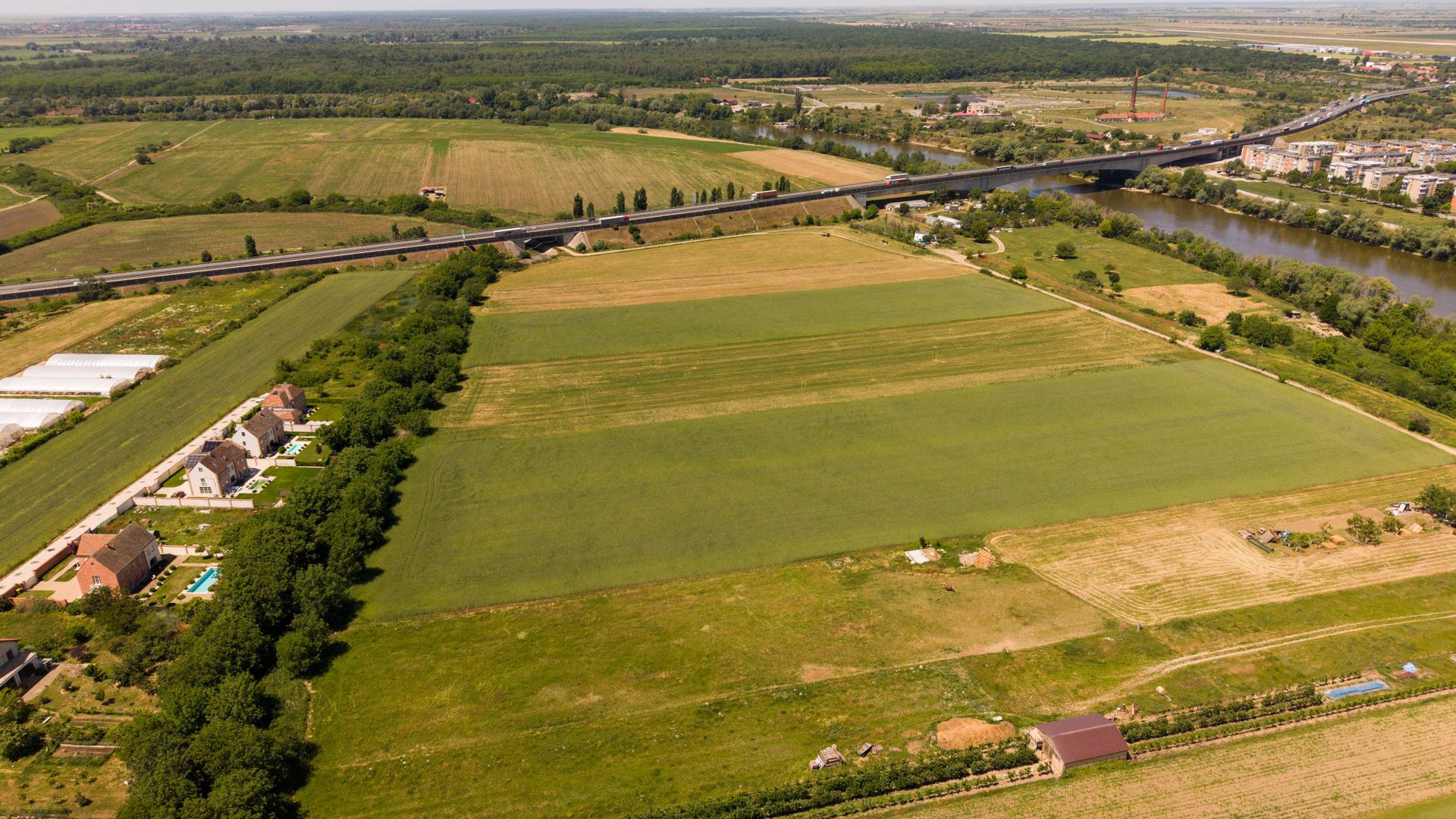 TEREN INTRAVILAN DE 4.500 MP ARADUL NOU - Poză 7