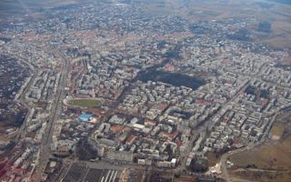 De vanzare teren generos- 8000 mp- Calea Nationala - Poză 1