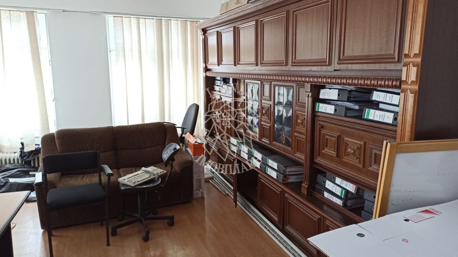 Spatiu birou 25 mp-etaj 1-parcare-Zona Str. Libertatii - Poză 1