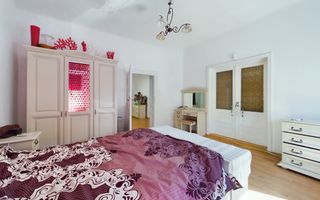 Casă individuală cu 4 camere, zonă centrală - Poză 5