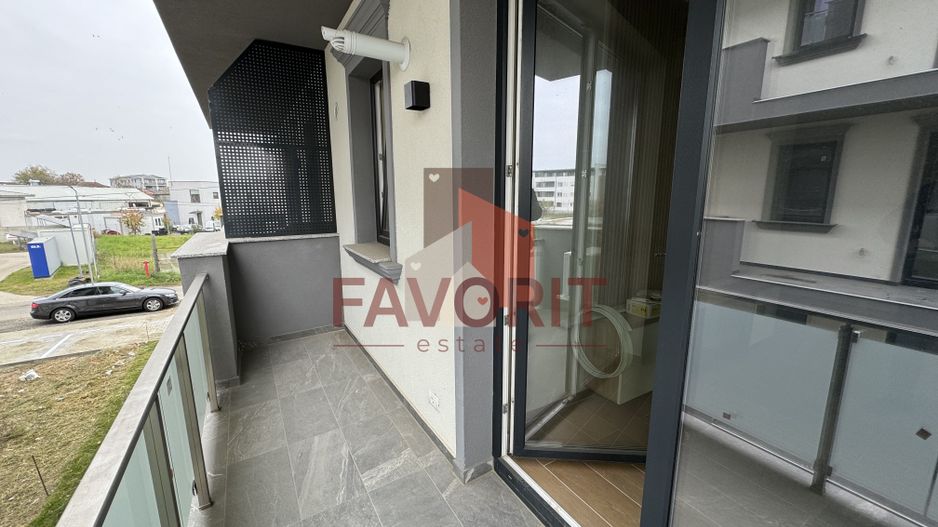 Etaj 1. Finisat la cheie. Loc de parcare - Poză 8