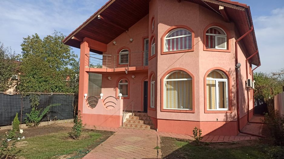Casa 5 camere, 250 mp teren liber, adiacent șoseaua Leordeni - Poză 3