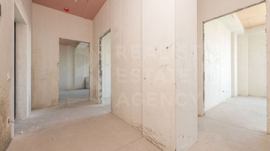 Vânzare, penthouse, 3 camere + living, strada Calea Ieşilor, Sculeni - Poză 11