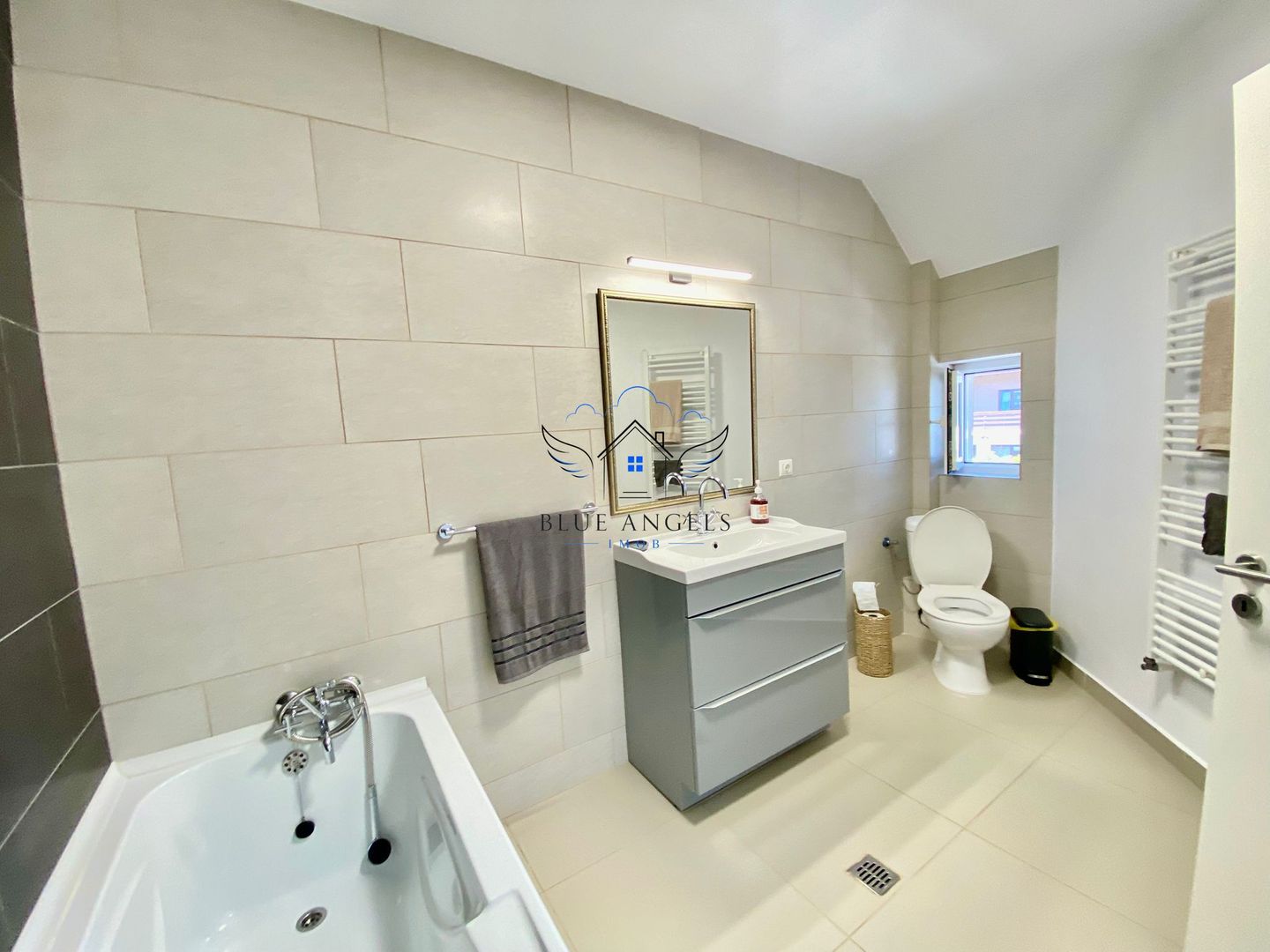 Casa tip duplex, Sanpetru, strada - Poză 10