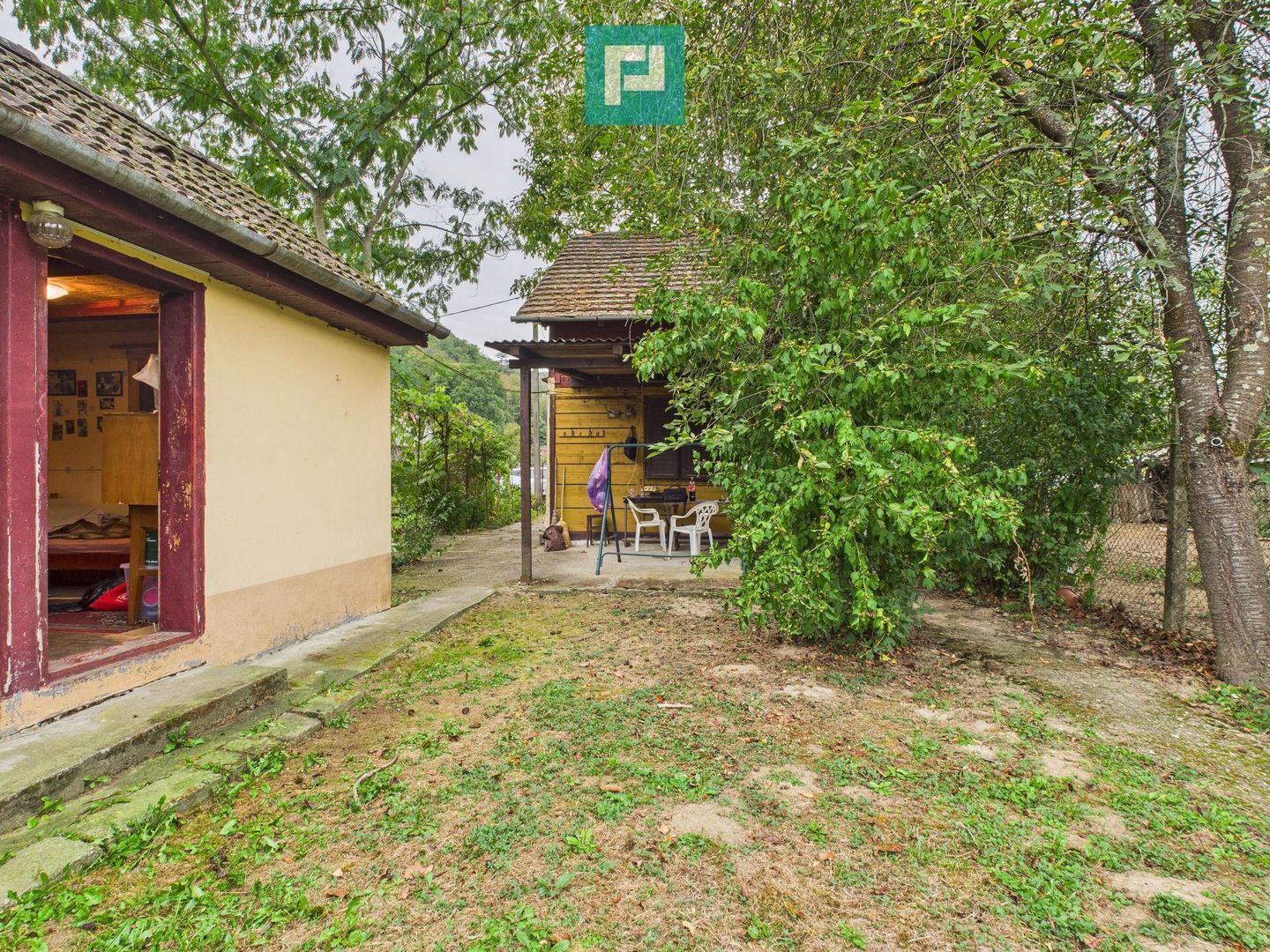 Casă de vacanță cu teren  în Lipova - Poză 7