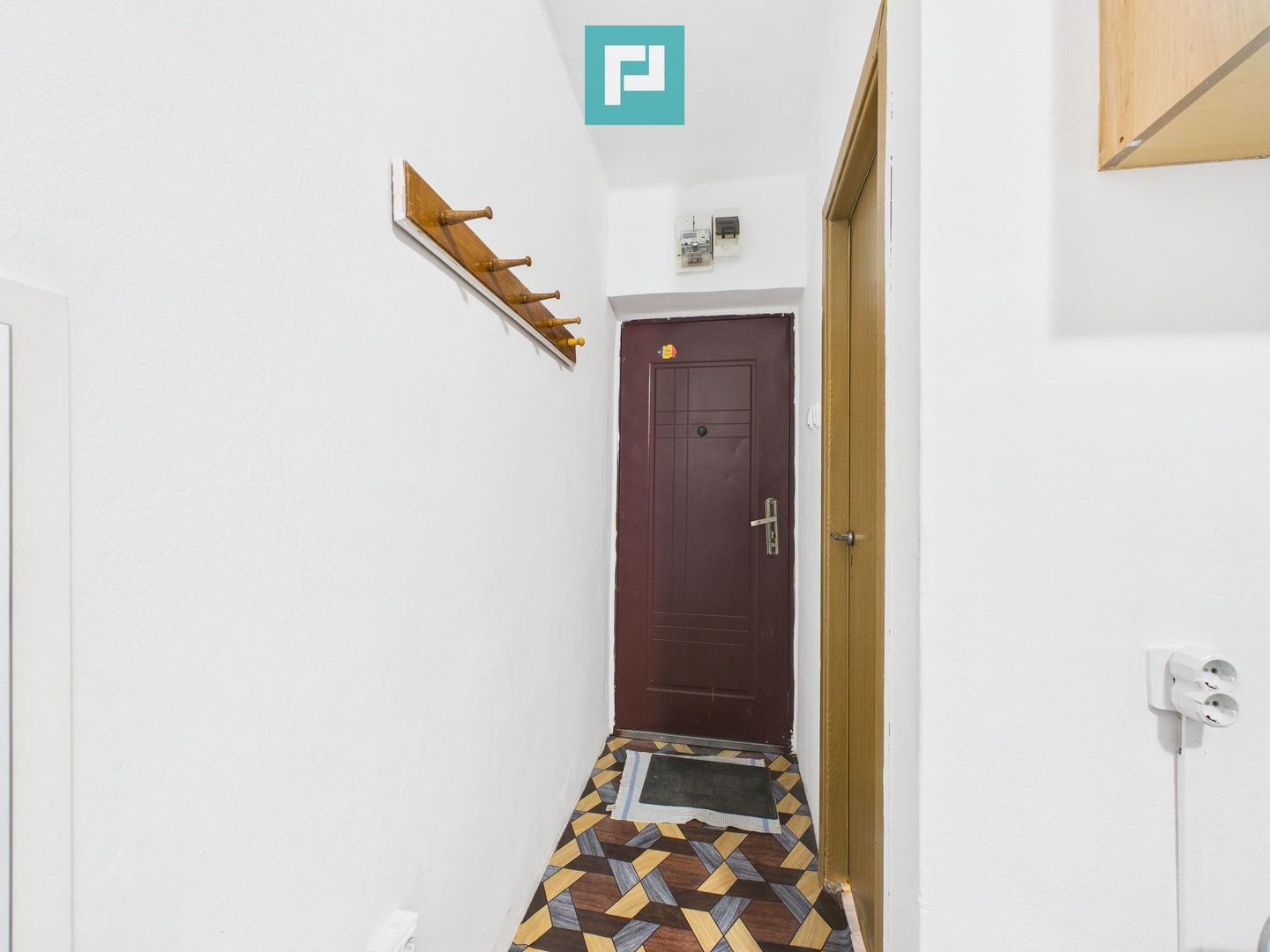 Garsonieră în Confecții de vânzare - Poză 9