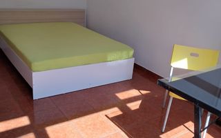De inchiriat apartament 3 camere zona Gorjului/Lujeurului - Poză 3
