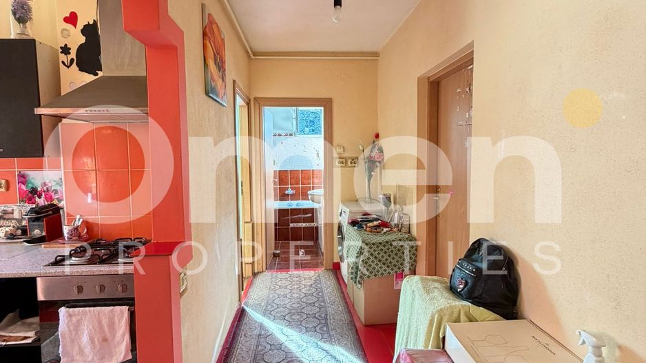 Apartament cu 3 camere, decomandat, etaj intermediar, zona Iuliu Maniu - Poză 5