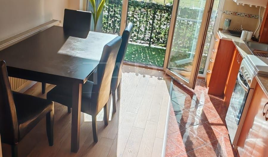 Apartament modern cu 2 camere, balcon și lift. - Poză 3