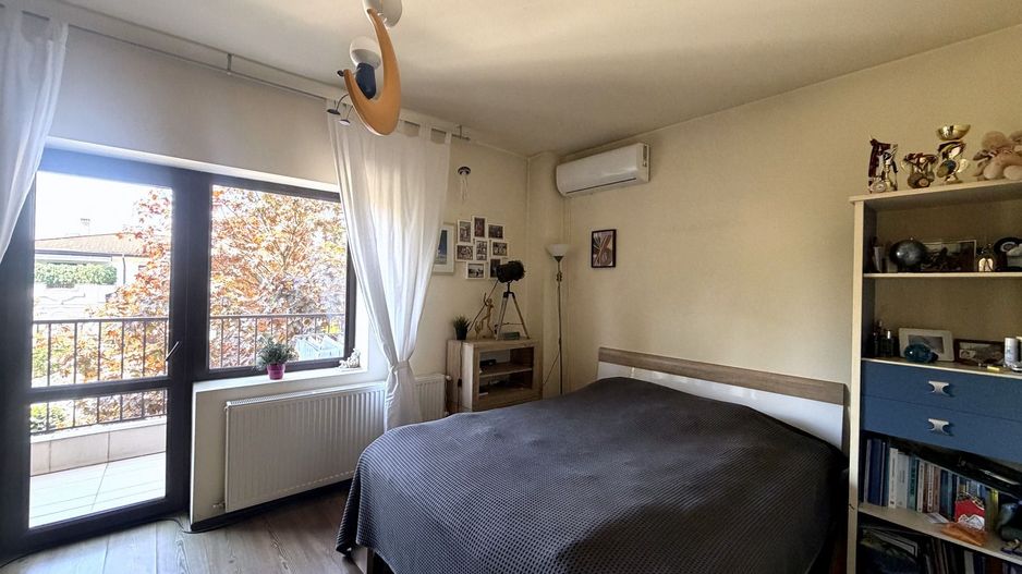 Vilă cu ieșire directă în Pădurea Băneasa – zonă Liceul Francez, Nord București - Poză 9