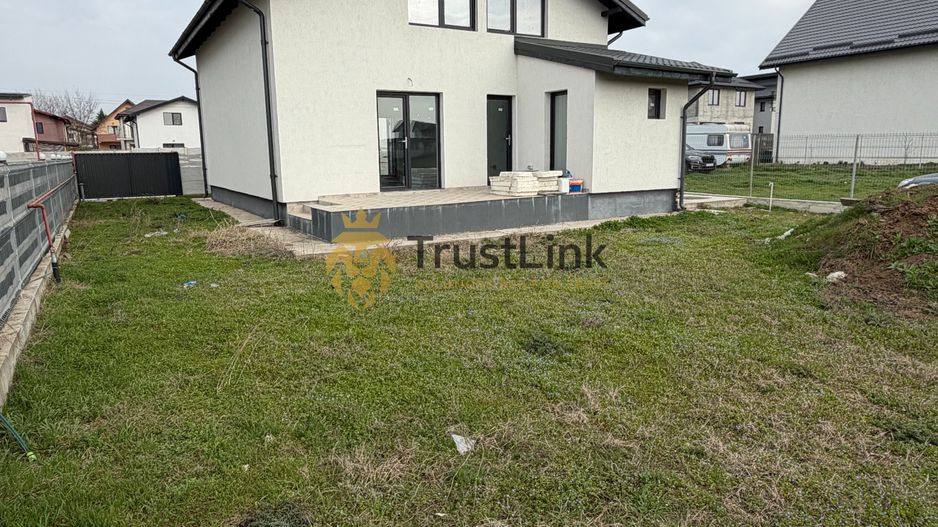 Casa individuala 4 camere Finalizata 380mp curte comuna Berceni - Poză 3