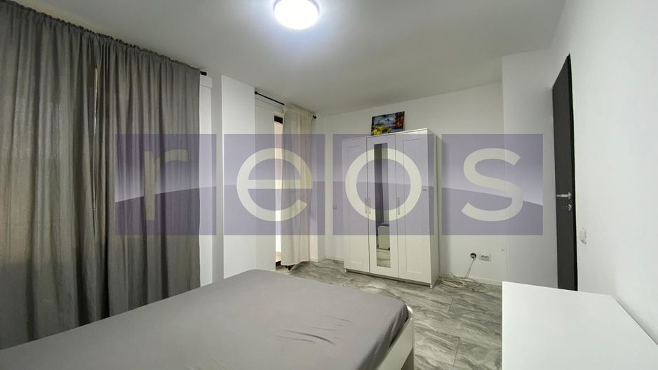 DE VANZARE APARTAMENT 2 CAMERE DECOMANDAT LIFT CENTRALA PROPRIE PARC SEBASTIAN - Poză 5