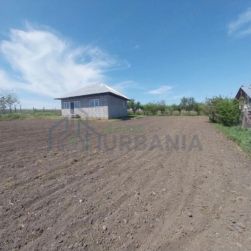 Casă de vânzare, Avântu Românești, Iași – teren concesionat 1300 mp - Poză 3