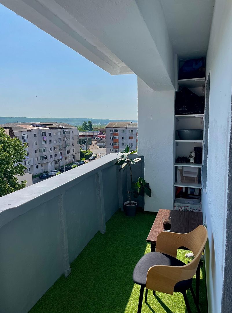 Apartament 3 camere, renovat total in 2025, mobilat și utilat, zona GARĂ; - Poză 1