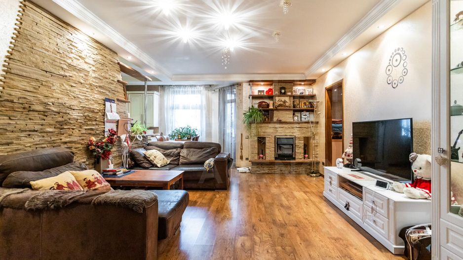 Vânzare, apartament, 3 camere, bd. Ștefan Cel Mare Și Sfânt, Centru - Poză 2