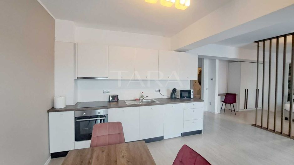 Apartament tip studio, finisaje moderne, mobilat, ideal investiție. - Poză 3