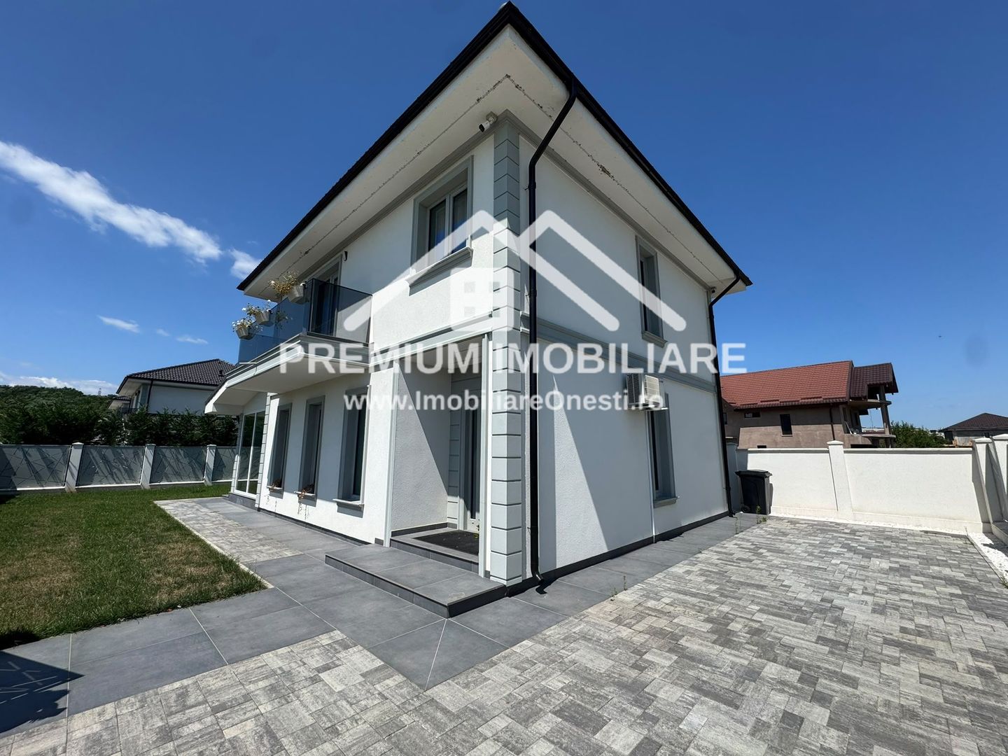 Vila Individuala de Vanzare | Complet mobilata si utilata - Poză 23