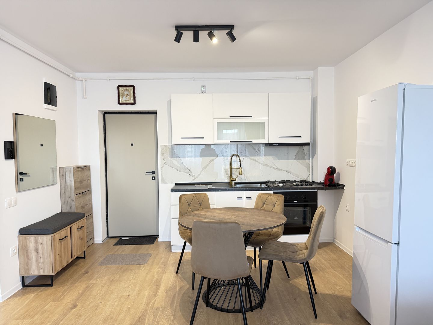 Studio - Tractorul - Mosaic Residence - Poză 3