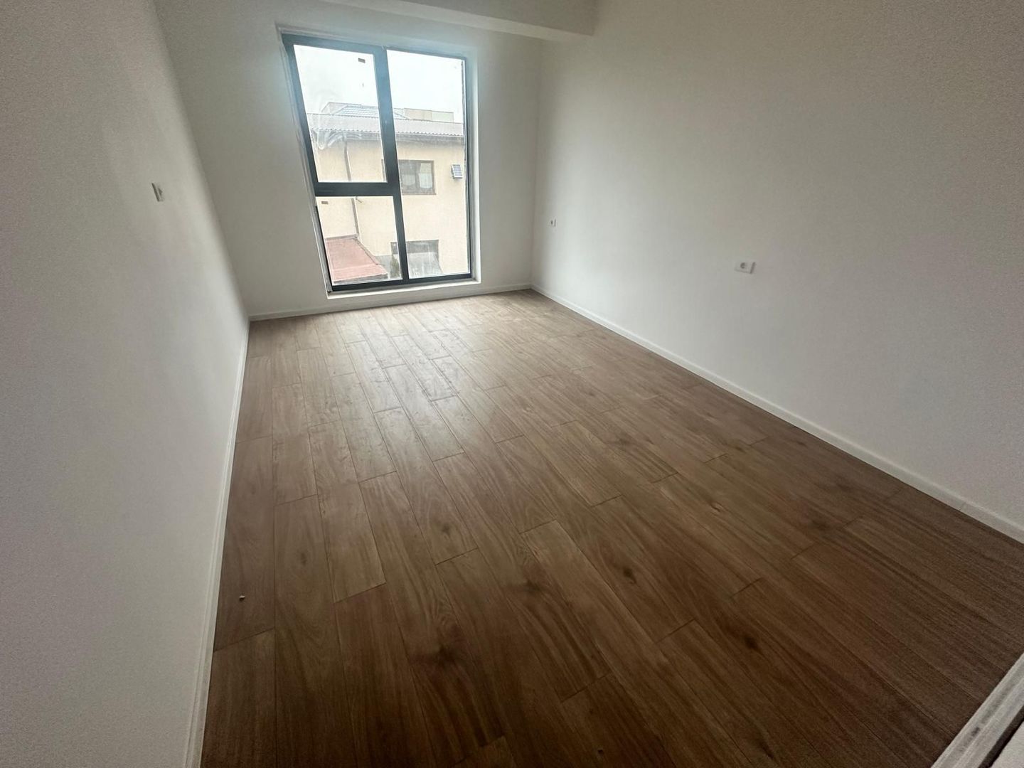 CASA TIP DUPLEX, 4 CAMERE, TOATE UTILITATILE, TEREN 245 MP, COMIS 0% - Poză 7