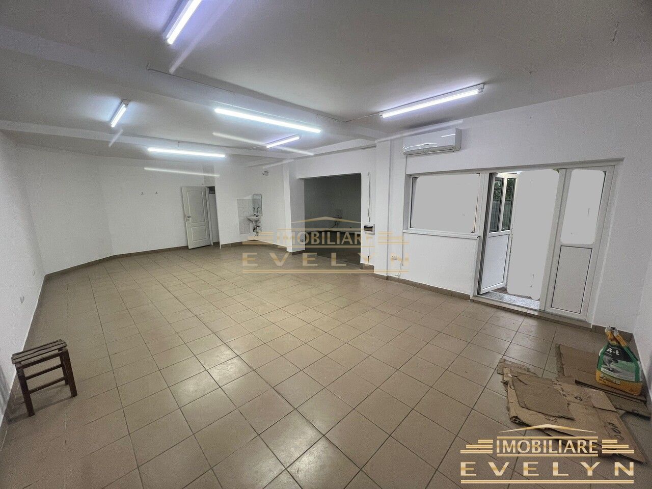 Spatiu comercial de inchiriat, zona Bucovina ( ANL ),  pret 400 euro - Poză 1