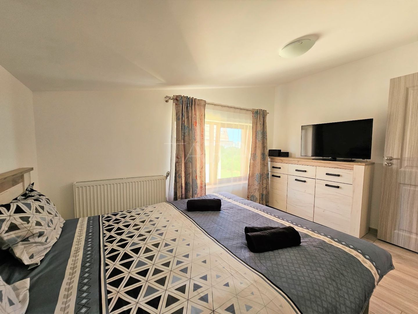 Apartament cu 7 camere de vânzare în Borhanci - Oportunitate unică! - Poză 17