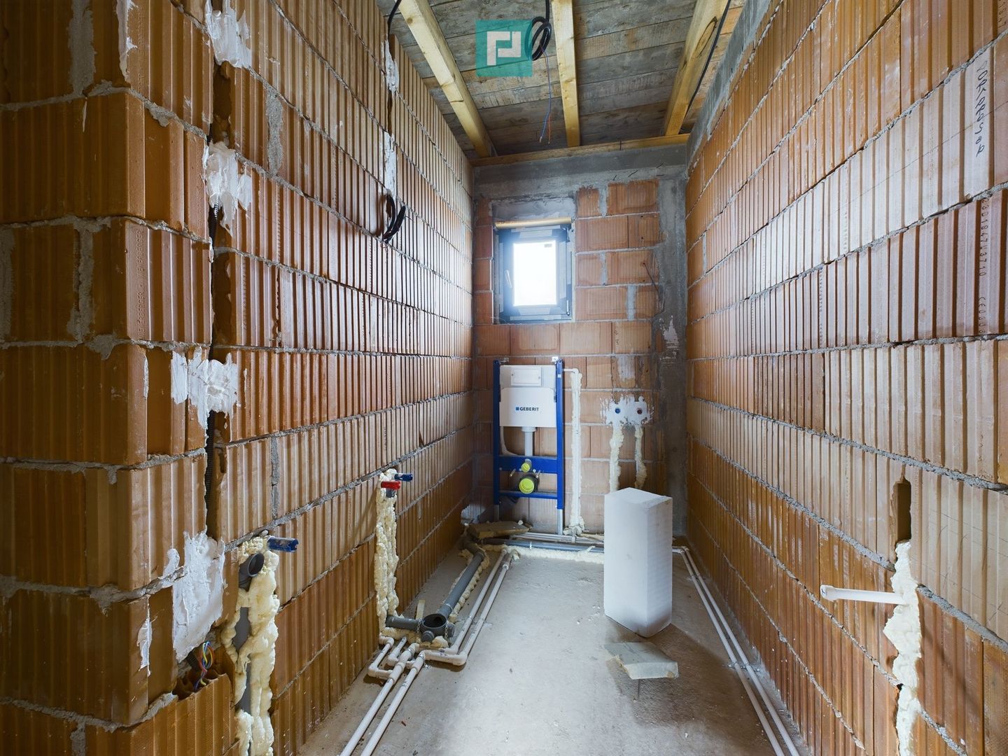 Casă Nouă, Proiect Contemporan în Domnești Clinceni - Poză 13