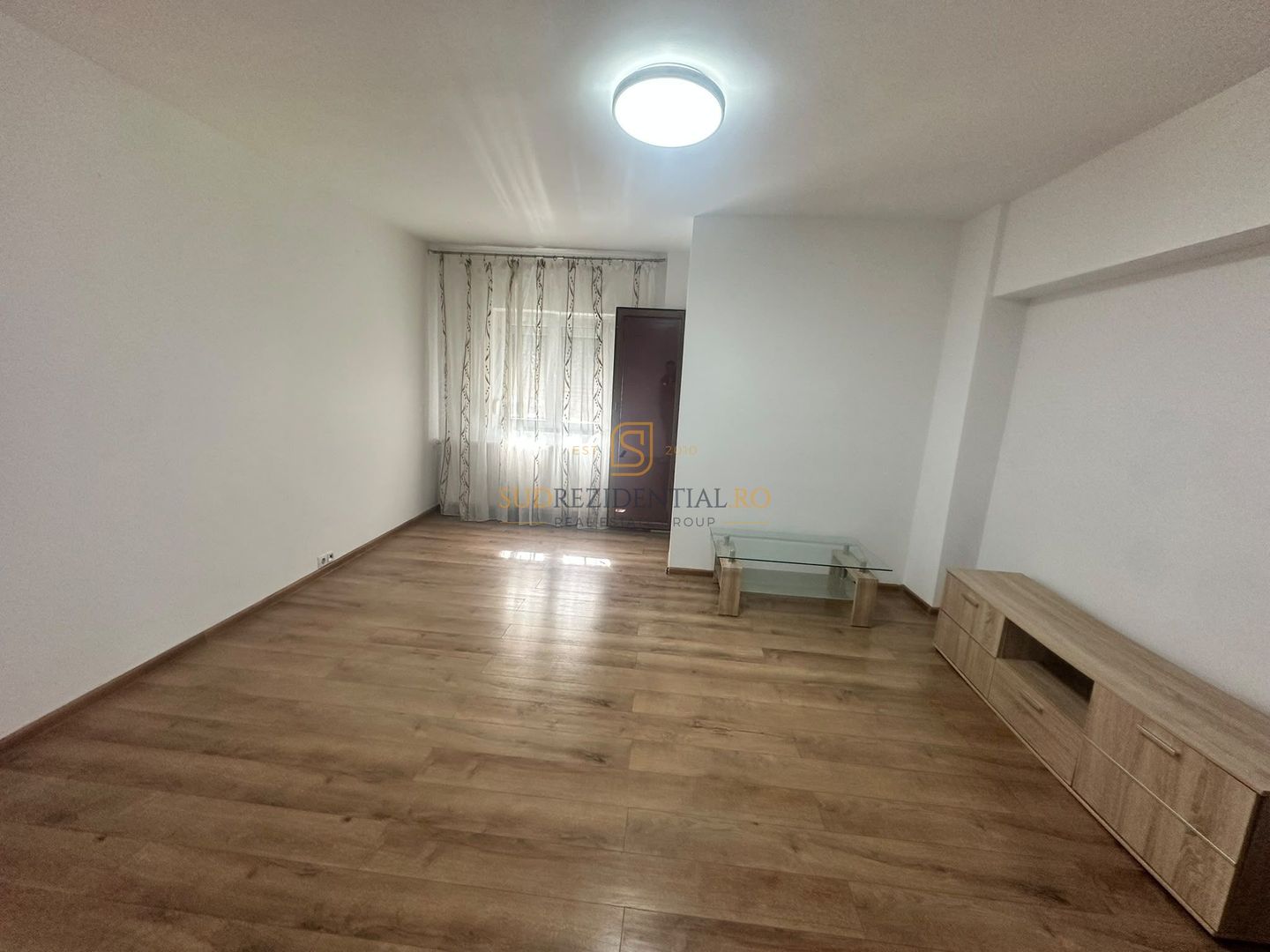 Apartament 3 camere, decomandat, Popesti-Leordeni Central - Poză 1