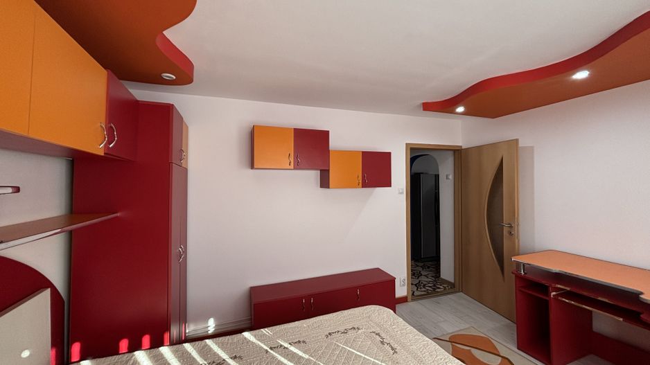 Apartament generos 2 camere - Poză 8