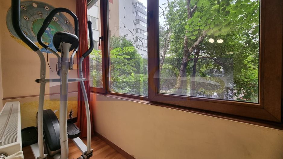 VANZARE - 4 -CAMERE DECOMANDAT - PIATA  VICTORIEI - Poză 25