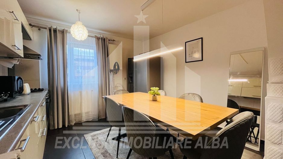 Apartament 3 camere | 70 mp | Etaj 3 din 4 | Renovat | Cetate - Mercur - Poză 2
