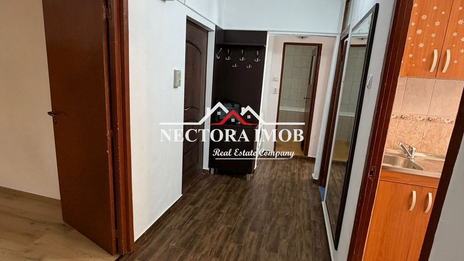 NECTORA IMOB-Apartament 3 camere, Str. Sf. Apostol Andrei, Etaj 2,65mp - Poză 16